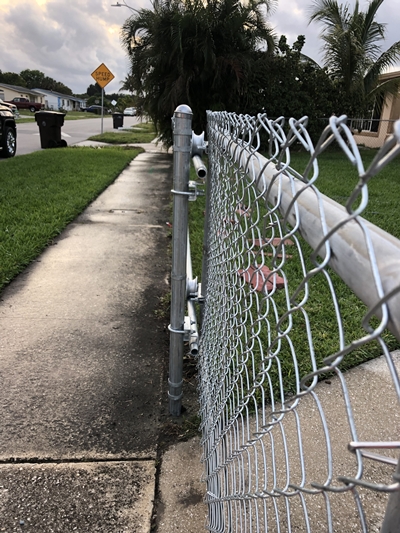 Chain Link Fence 42 - For a free estimate call 561.318.4788