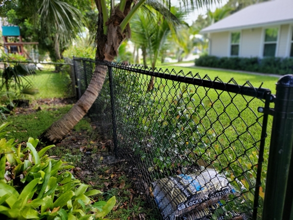 Chain Link Fence 5 - For a free estimate call 561.318.4788