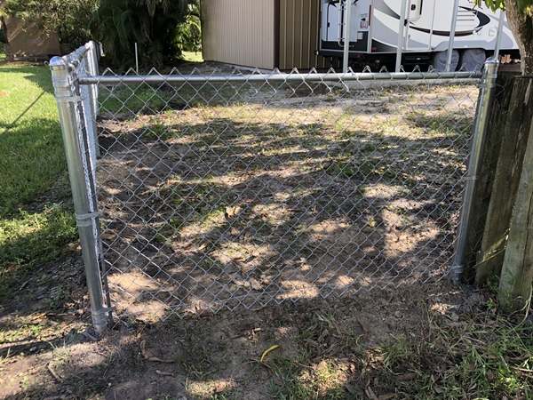 Chain Link Fence 17 - For a free estimate call 561.318.4788