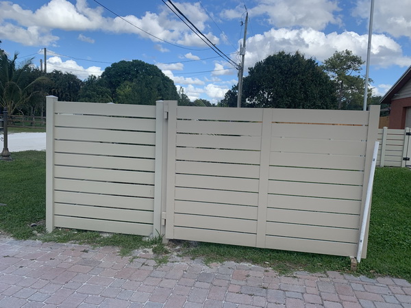PVC Fence 13 - For a free estimate call 561.318.4788